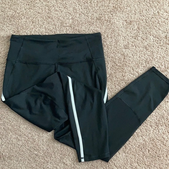 Victoria's Secret Pants - Victoria’s Secret Sport Knockout Tight